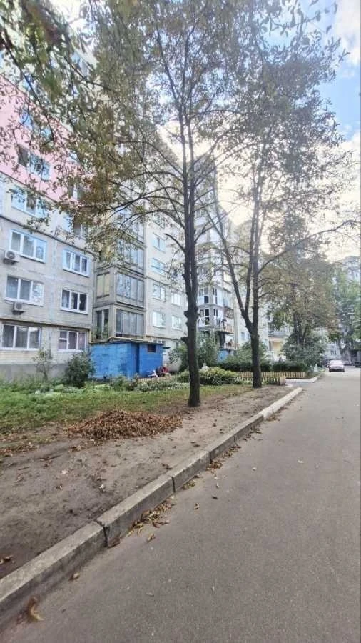 Sale of 2-room apartment 46 m², Kharkivskoe shosse, 21/3