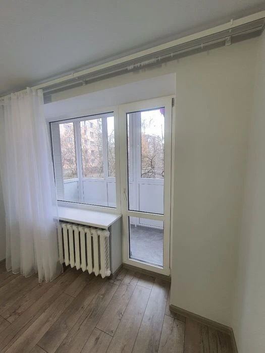 Світла 2к з новим ремонтом, не кутова. ВИПЛАТИТАК 43006