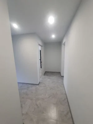 Світла 2к з новим ремонтом, не кутова. ВИПЛАТИТАК 43006