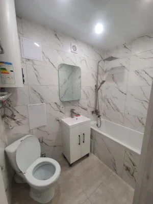 Світла 2к з новим ремонтом, не кутова. ВИПЛАТИТАК 43006
