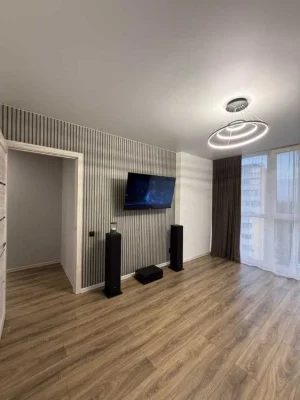 2к! квартира, Центр, 63 м3, 8/9 поверх, газоблом, з котлом,