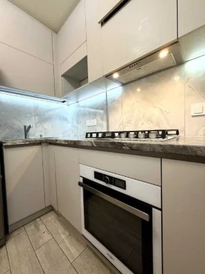 2к! квартира, Алмазний, 2/5 пов, 46 м2, роздільні кімнати, є