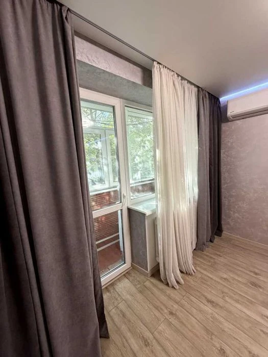 2к! квартира, Алмазний, 2/5 пов, 46 м2, роздільні кімнати, є