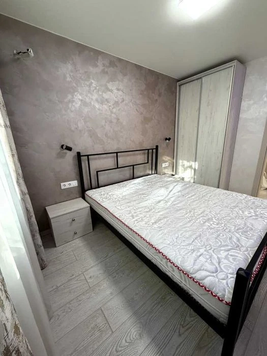 2к! квартира, Алмазний, 2/5 пов, 46 м2, роздільні кімнати, є