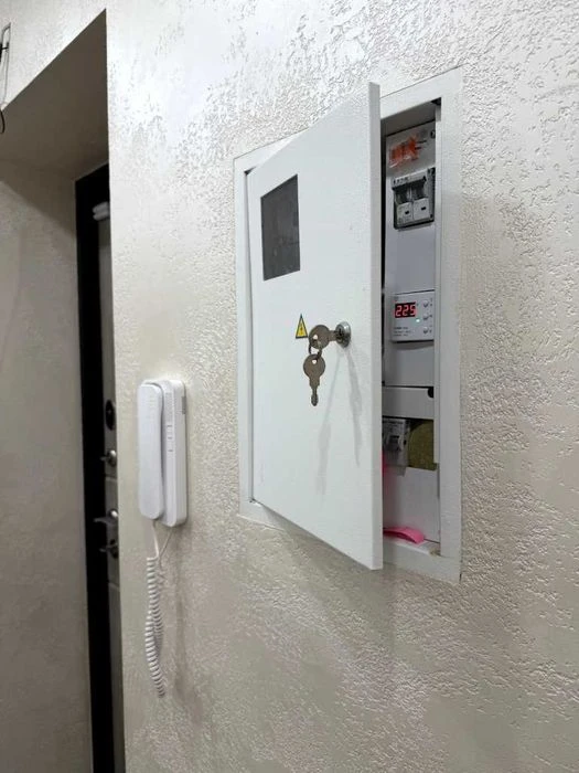 2к! квартира, Алмазний, 2/5 пов, 46 м2, роздільні кімнати, є