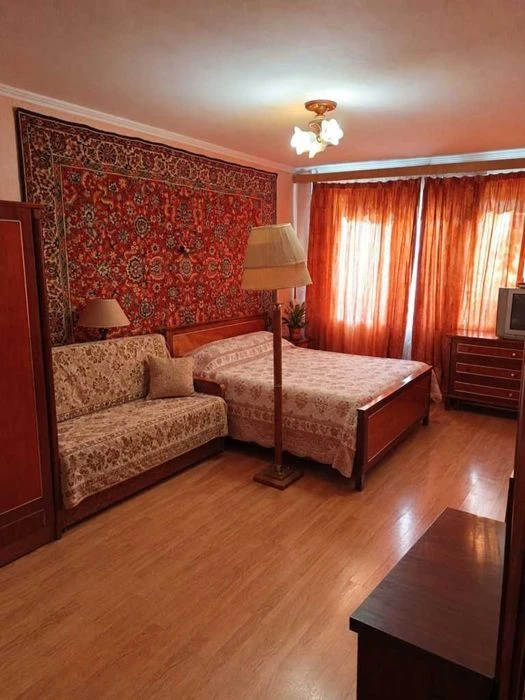 Продаж 3-к квартири !! 2-га лінія /До зупинки 2-хв/