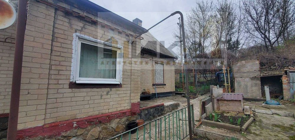 Продаж будинка вул. Стасова