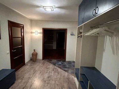 Квартира. Київ, Миколи Закревського вул.