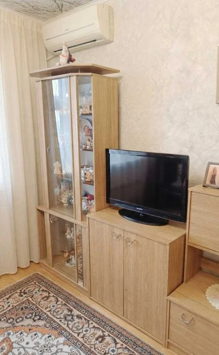 Продам (продаж) 3кімнатну (трёхкомнатную) квартиру. Салтівка