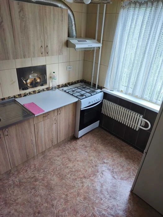 Продам реальн1 кімнатну квартиру, Одеська.
