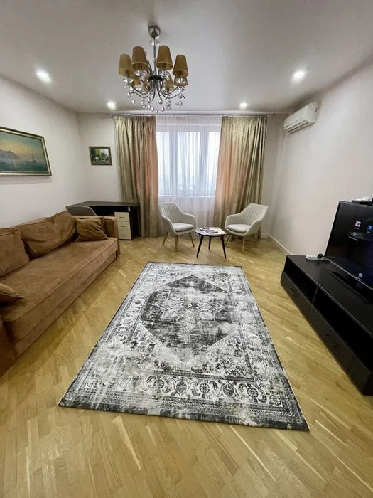 Продажа 2х комнатной квартиры 85 кв. Киев Голосеевский пр. Н