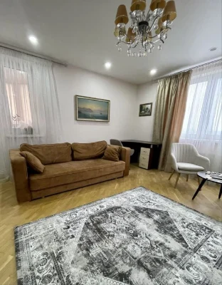 Продажа 2х комнатной квартиры 85 кв. Киев Голосеевский пр. Н