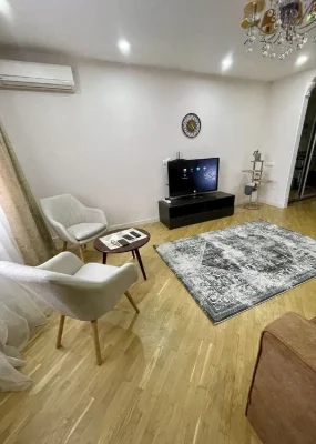 Продажа 2х комнатной квартиры 85 кв. Киев Голосеевский пр. Н