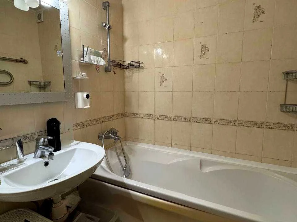 Apartment. Kharkiv, Valentynivska St. (Blyukhera)