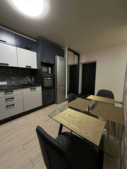Продам квартиру Ривер Парк, Победа, Днепр
