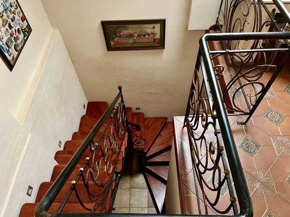Особлива 4 кімнатна квартира у Новому Світі 158 м²