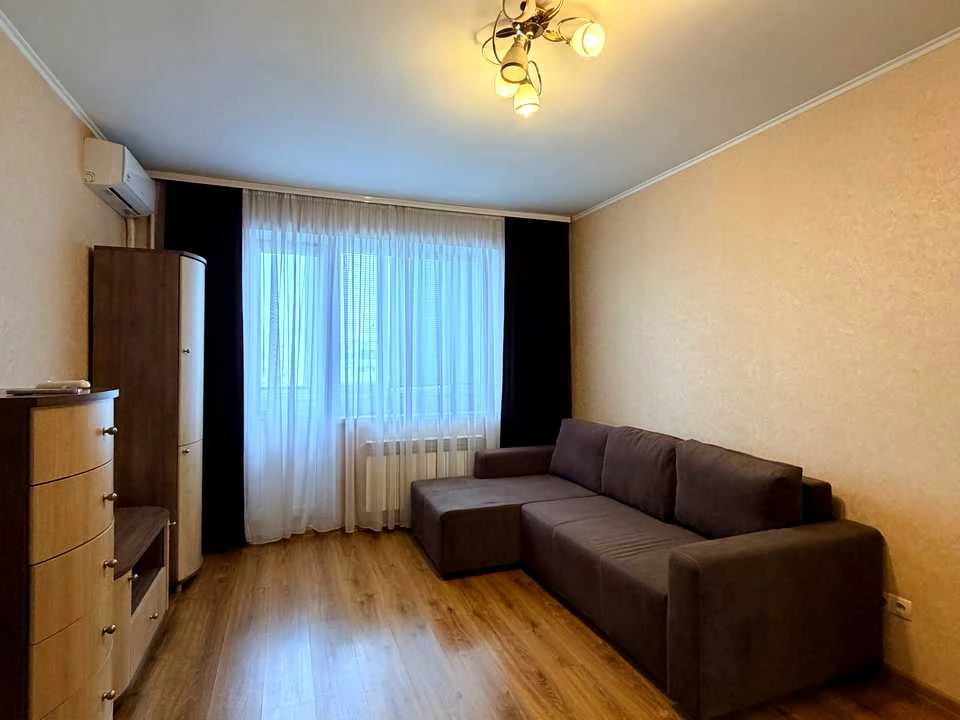 Квартира. Київ, Григоровича-Барського вул.