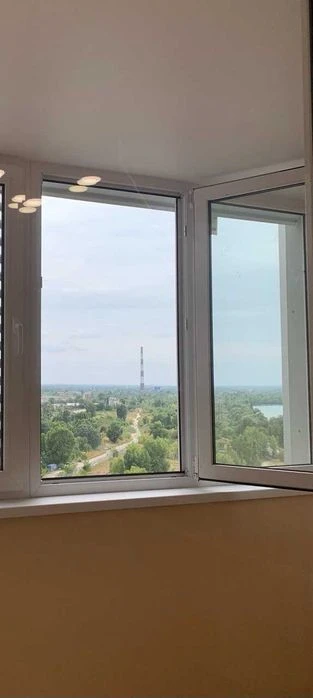 Власник продаю 2-кварт  з  ремонтом 2026 ЖК Ревуцький. Генер