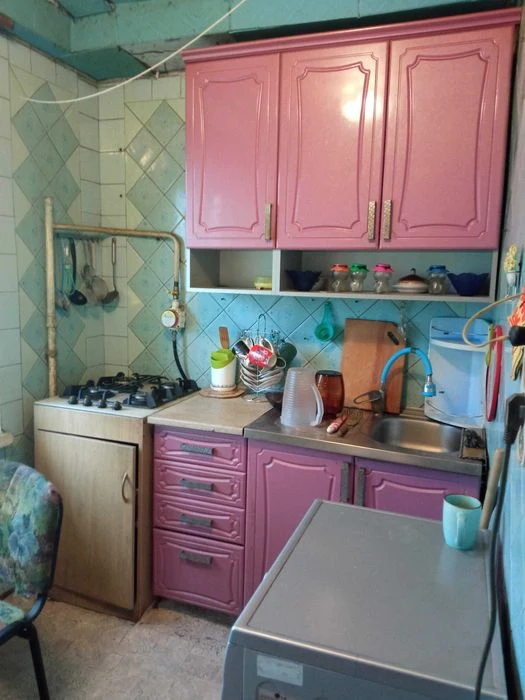 Без комісії ! Продам 2кімнатну,просп Каденюка,17(Гагаріна).