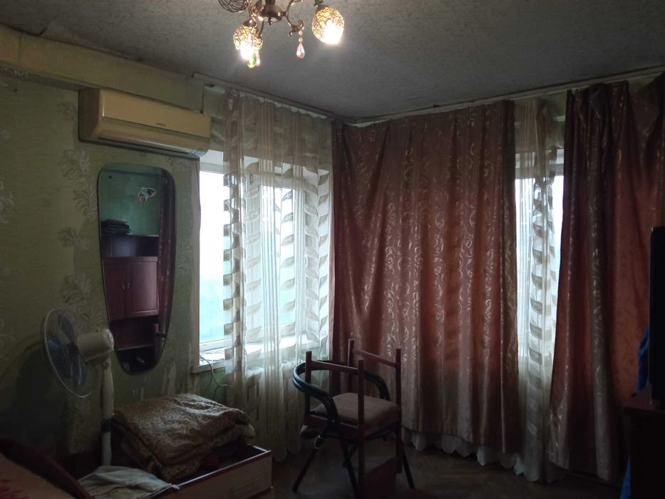 Без комісії ! Продам 2кімнатну,просп Каденюка,17(Гагаріна).