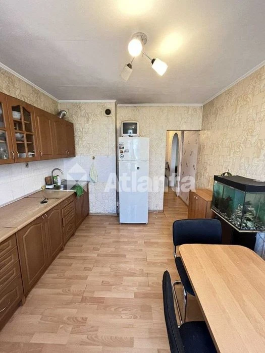 Продаж! Однокімнатна квартира з ремонтом, меблями та техніко