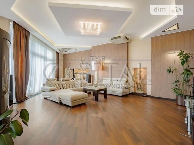 Sale of 3-room apartment 240 sq. m on Volodymyrska st. 49-A • ID