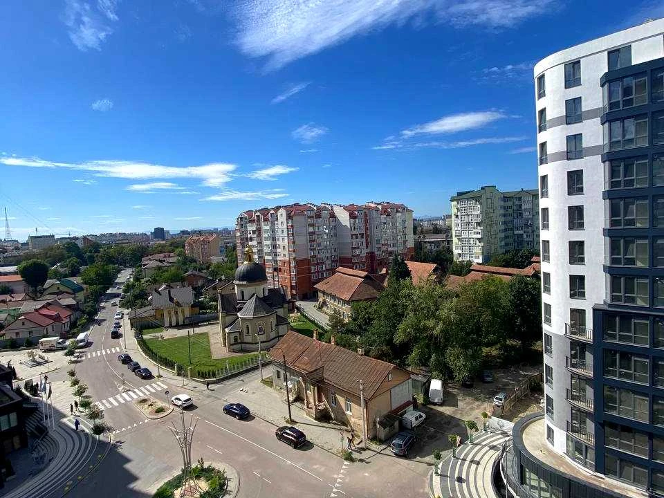 Квартира. Івано-Франківськ, Княгинин вул., (Будинок 11)