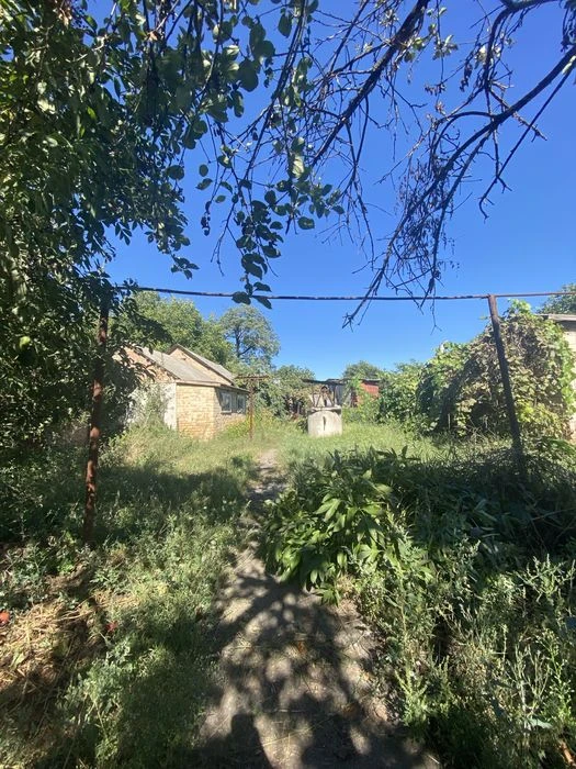 ВЛАСНИК! Продам будинок , літня кухня, гараж + 10 соток родю