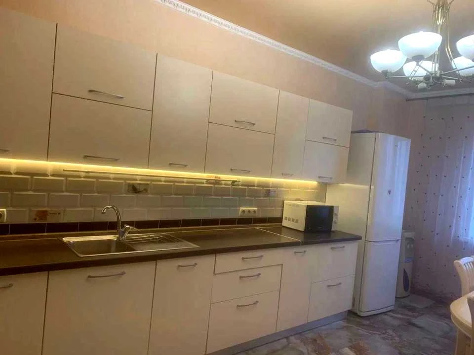 Квартира. Київ, Полтавська вул.