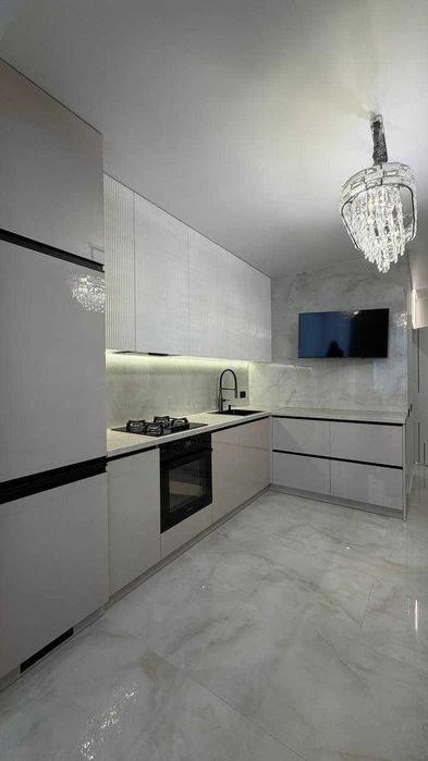 Продаж 1-кімнатної квартири 47,3 м² з новим ремонтом | ЖК «Ш
