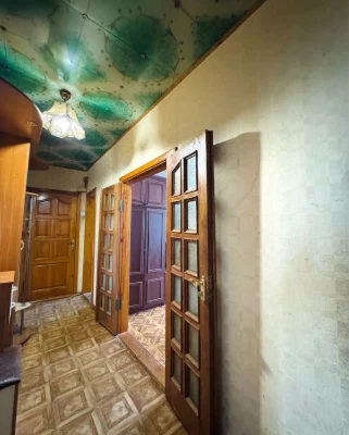 Продаж 3-кімнатної квартири на вулиці Героїв України