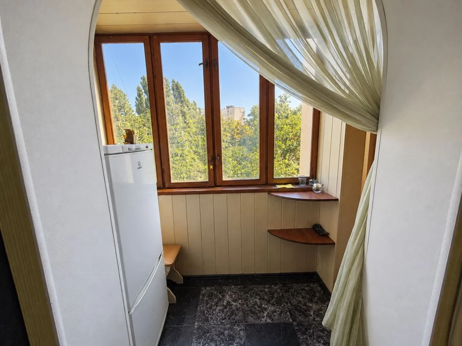 4-кімнатна квартира 97,5 м² на Корольова, Київський район