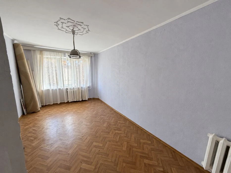 4-кімнатна квартира 97,5 м² на Корольова, Київський район