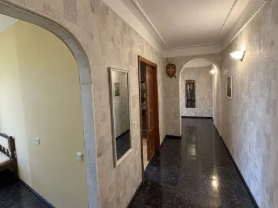 4-кімнатна квартира 97,5 м² на Корольова, Київський район