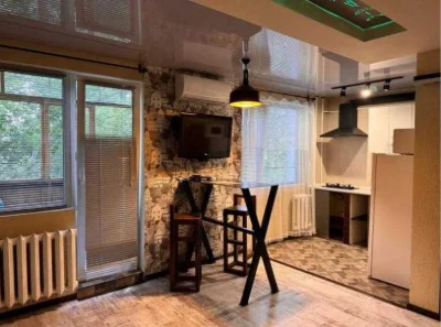 Продам 1 к.кв. с ремонтом, метро "23 августа".