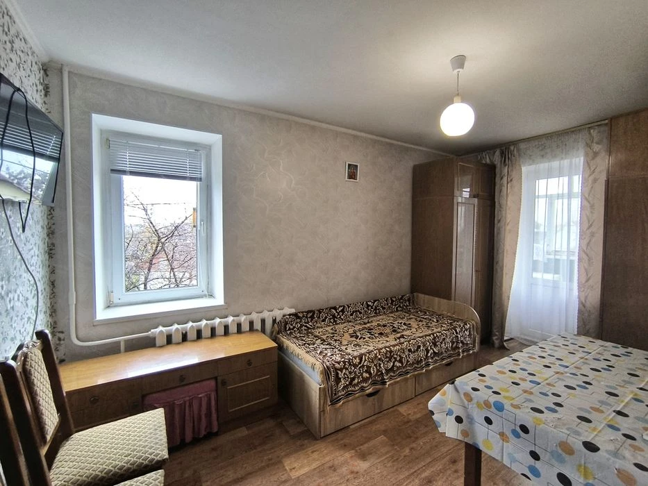 Продається 3 кім квартира Крошня цегла