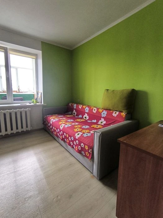 Продається 3 кім квартира Крошня цегла