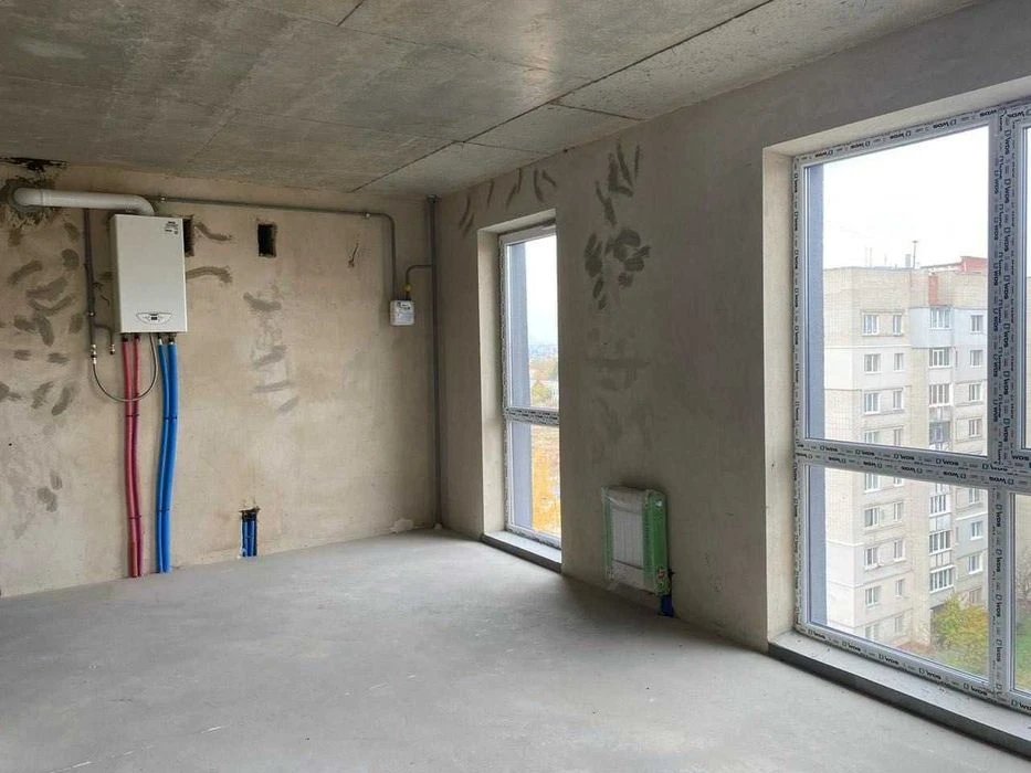 3-кімнатна квартира 90 м² з автономним газом у Басовому Схил