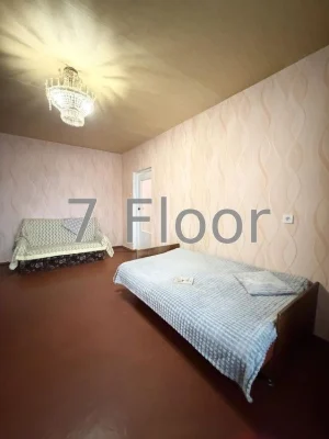 For sale 1-room apartment Troeschyna Balzaka Shopping Center Metro area