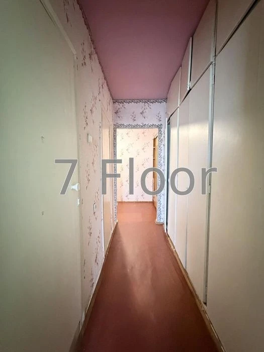 For sale 1-room apartment Troeschyna Balzaka Shopping Center Metro area