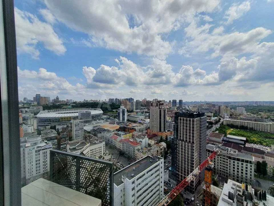 Квартира. Київ, Саксаганського вул.