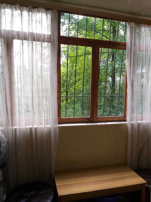 Продам уютную 3 ком квартиру Красный Камень  ул Коробова