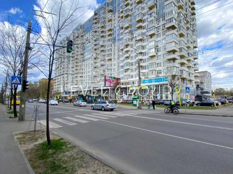 Квартира. Київ, Данила Щербаківського вул. (Щербакова)