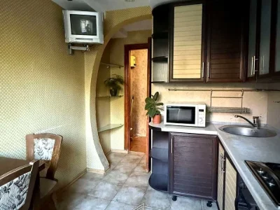 Квартира. Київ, Голосіївський просп. (40-річчя Жовтня), 122к