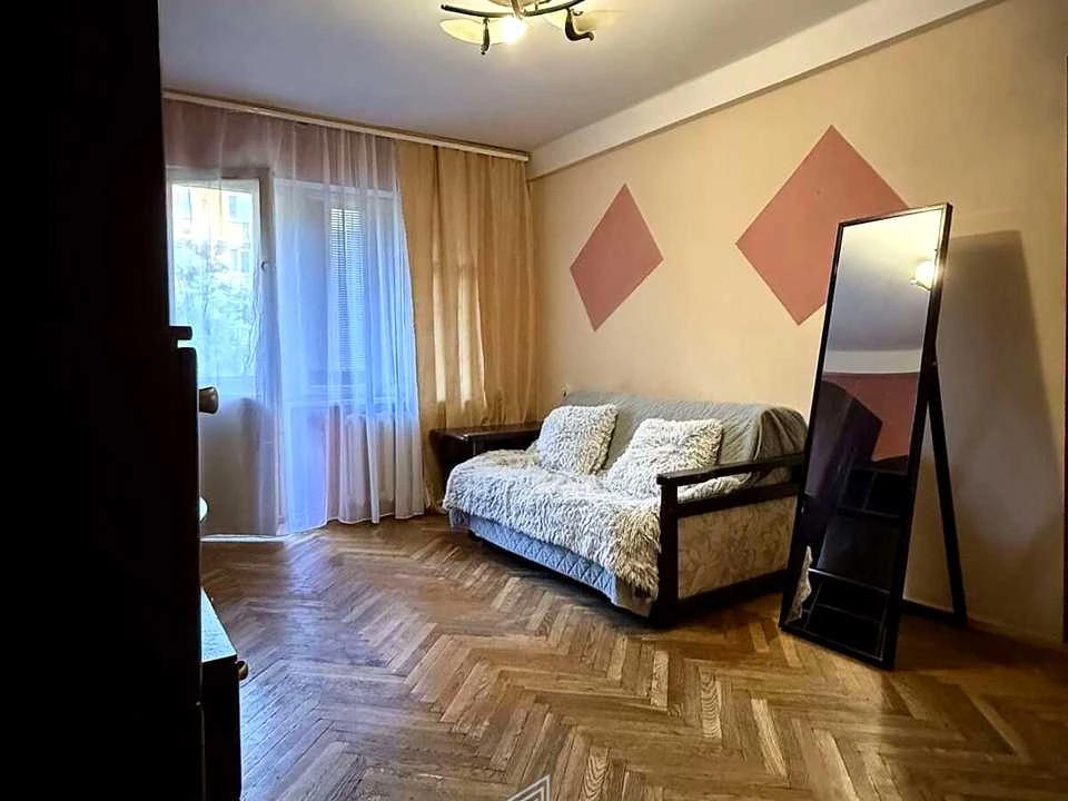 Квартира. Київ, Голосіївський просп. (40-річчя Жовтня), 122к