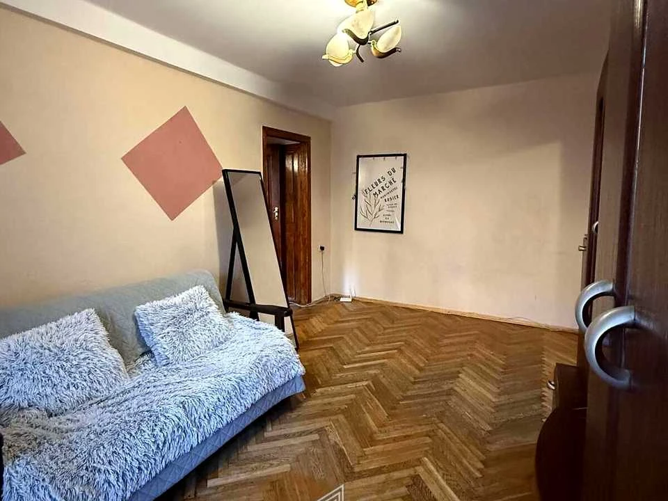 Квартира. Київ, Голосіївський просп. (40-річчя Жовтня), 122к