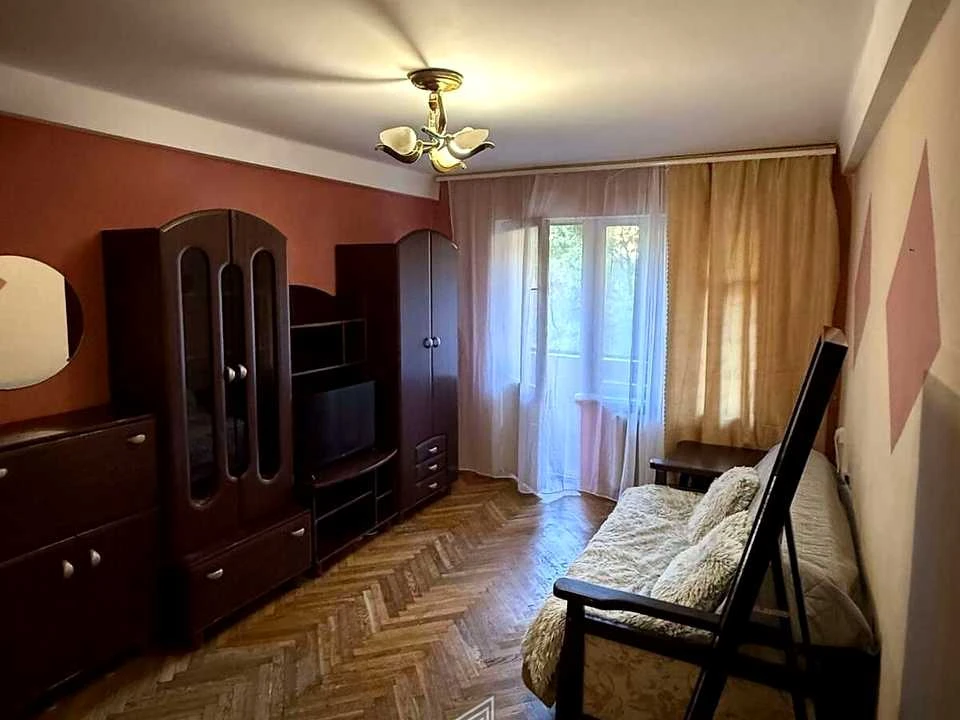 Квартира. Київ, Голосіївський просп. (40-річчя Жовтня), 122к