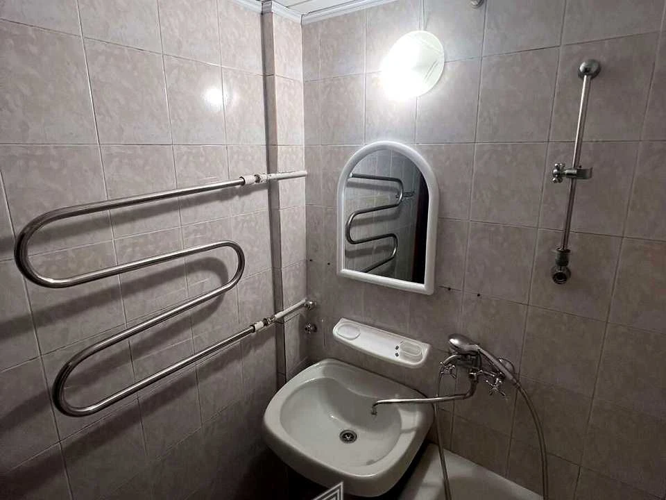 Квартира. Київ, Голосіївський просп. (40-річчя Жовтня), 122к