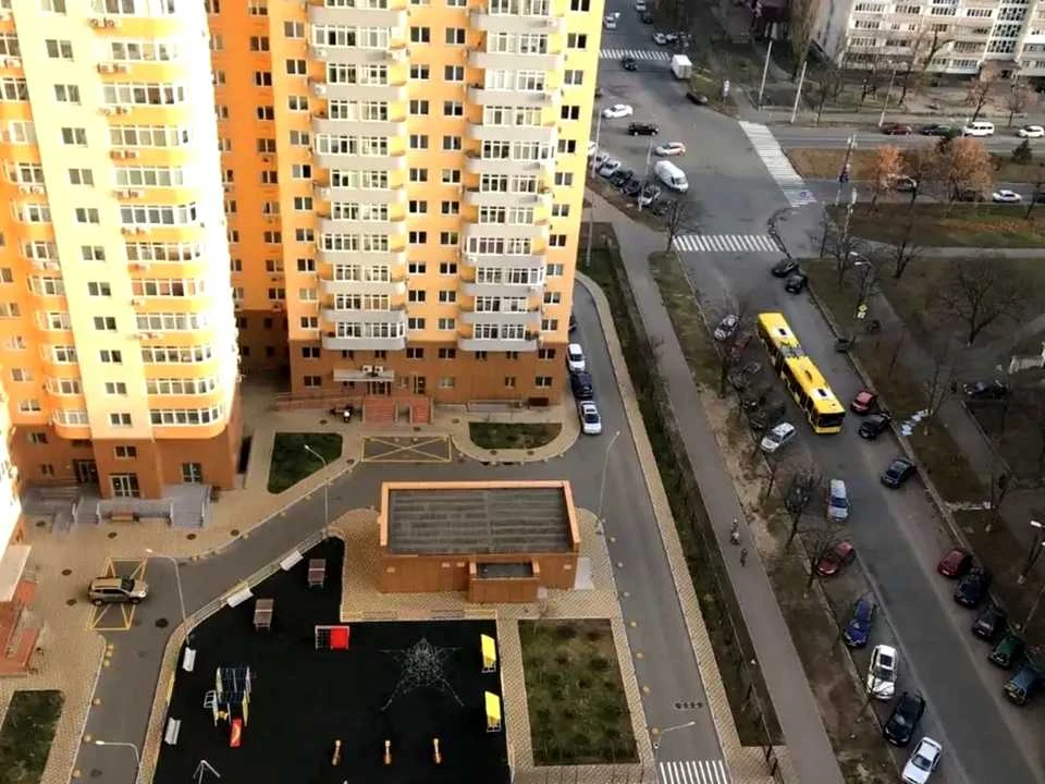 Квартира. Київ, Юрія Кондратюка вул.