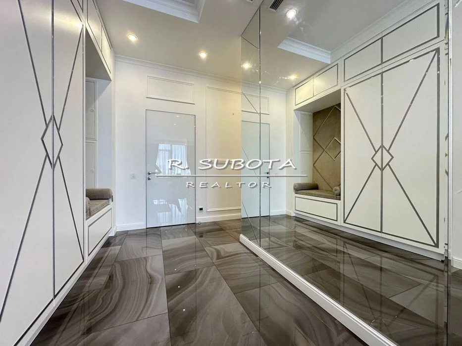 3.к. студия ЖК Комфорт Сити Люкс 110м2 пр. Кирова Кировский